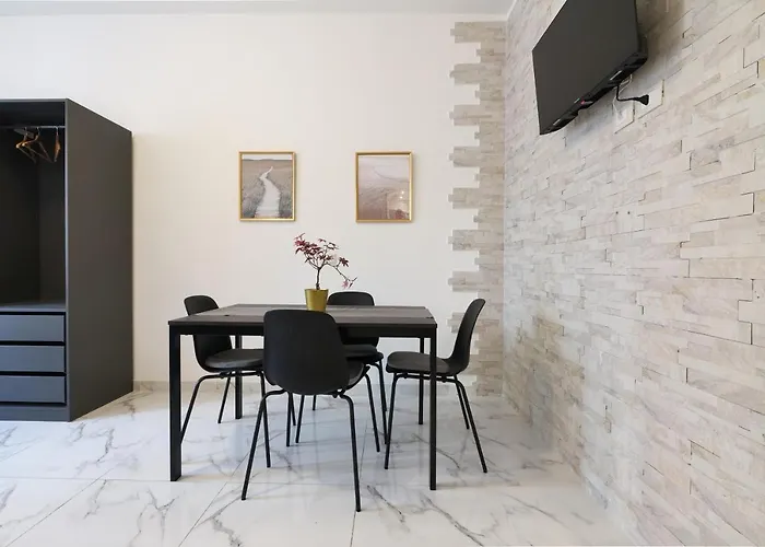 Primopiano - Bari Apartmán *